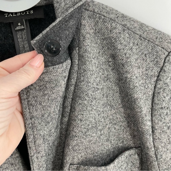 Talbots Gray Wool Blend 3 Button Classic Neutral Minimalist Pockets Blazer - Picture 6 of 14